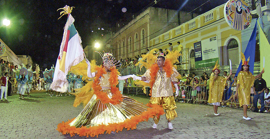 A escola de samba Imperatriz já desfilava nos idos dos anos 1970 graças à ajuda da Família Cambará (Fotos: Agência Navepress/Divulgação)