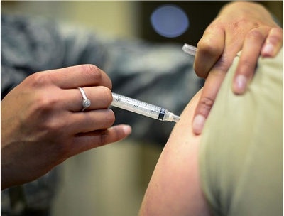 Pesquisadores acreditam que a ineficácia da vacina contra gripe pode ser questão imunológica. [Imagem: Areca T. Wilson/USA]