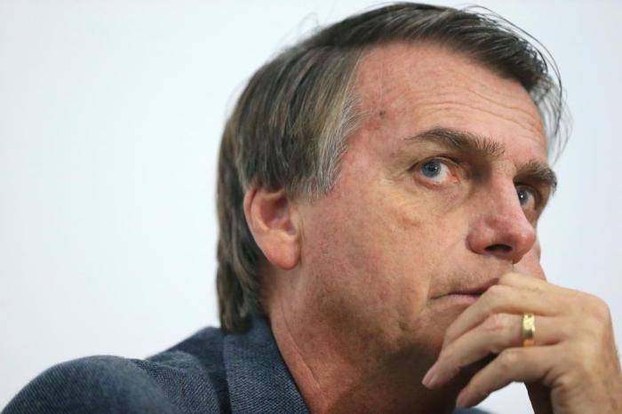 Um tsunami poderá atingir o Planalto, prevê Bolsonaro para a próxima semana - Foto Bruno Alencastro / Agencia RBS