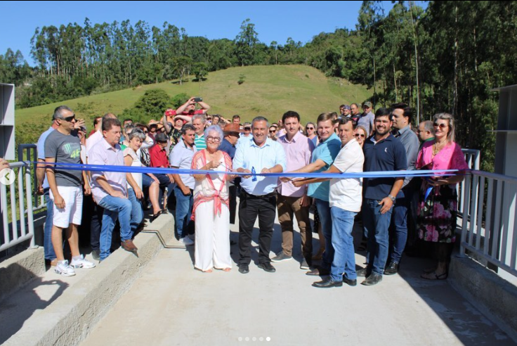 Inauguração da Ponte de São Wendelino com homenagem a Celjo Kloppel.