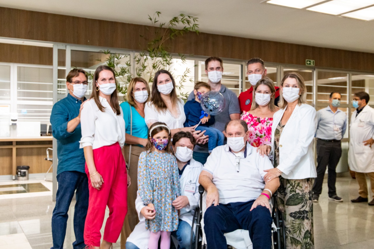 Médico Jarbas da Silva Motta Junior acompanhou de perto processo de recuperação do pai no hospital onde trabalha Créditos: Divulgação