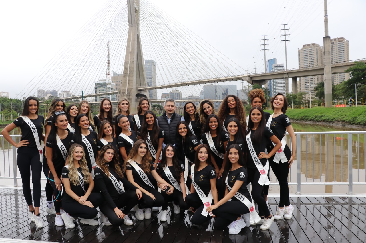 Candidatas ao Miss Brasil Terra 2022 e o subsecretário de Infraestrutura e Meio Ambiente do Governo de São Paulo, Cassiano Ávila Secretaria de Infraestrutura e Meio Ambiente do Governo de São Paulo