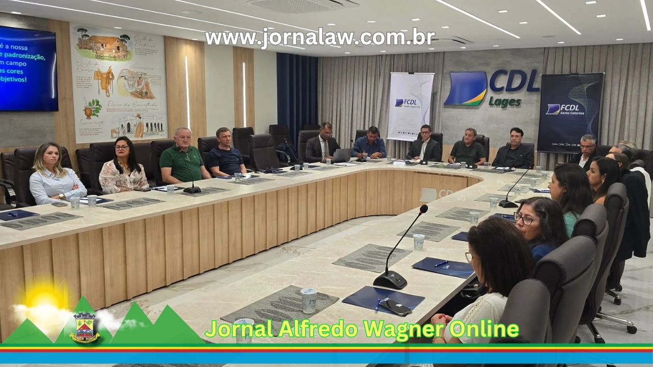 Auditório com a reunião da Regional de Lages da CDL