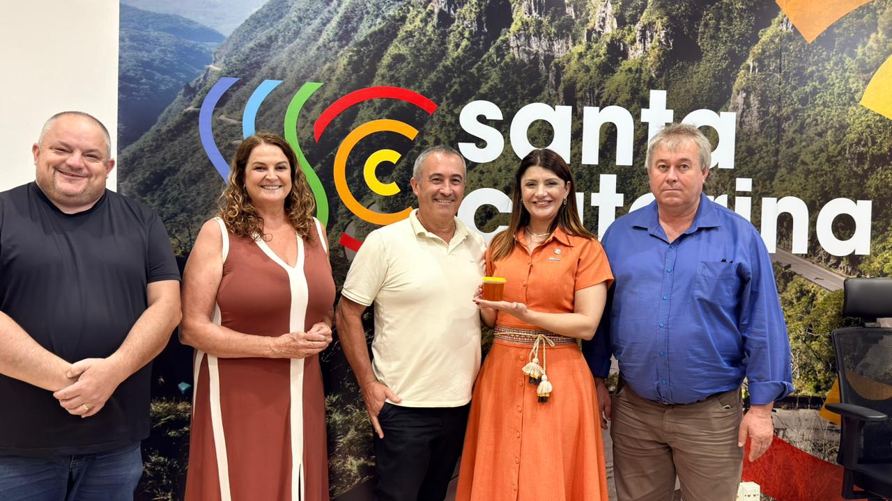 gilmar fabio vitorio secretaria do turismo