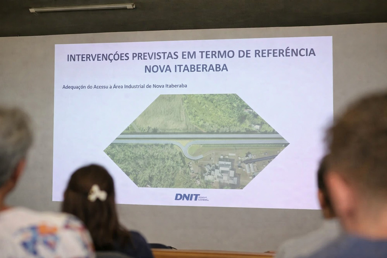 Duplicação da BR-282 é tema de reunião com o DNIT em Nova Itaberaba