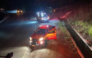 Motorista foge após acidente deixar cinco trabalhadores feridos na BR-282, em Bom Retiro