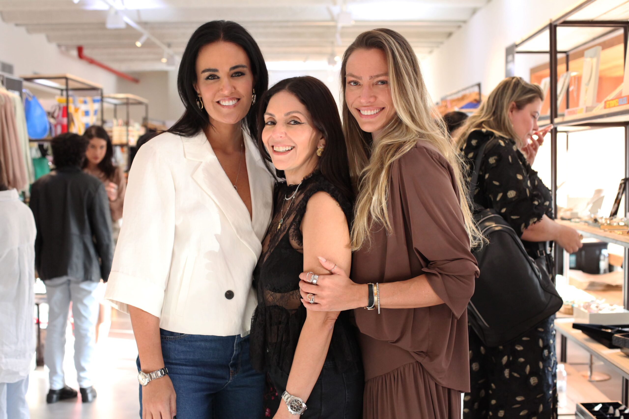 renata costa, carol lobato e luiza freyesleben - foto vanessa pinho (1) (1)