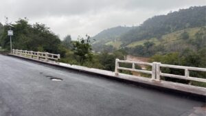Alerta nas rodovias: PRF aponta falhas e buracos em trechos recém-restaurados das BRs 282 e 163 no Extremo-Oeste de SC